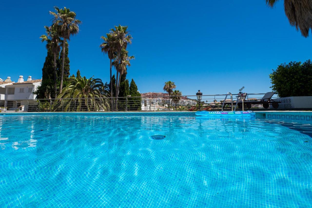 Villa Rosa Luxury Private Large Villa To Rent Manilva Kültér fotó