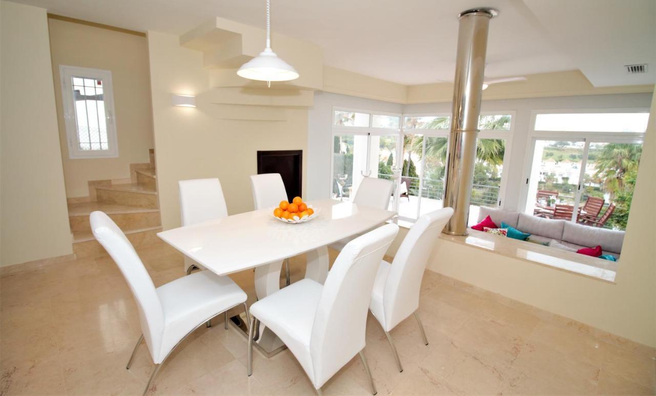 Villa Rosa Luxury Private Large Villa To Rent Manilva Kültér fotó